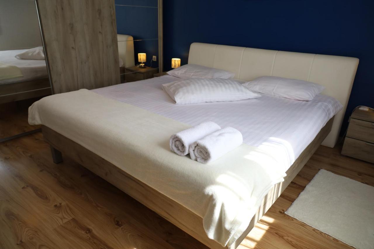 Booking Zadar Villa Franov With Pool, 10 Min From The Old Town Of Zadar Eksteriør billede
