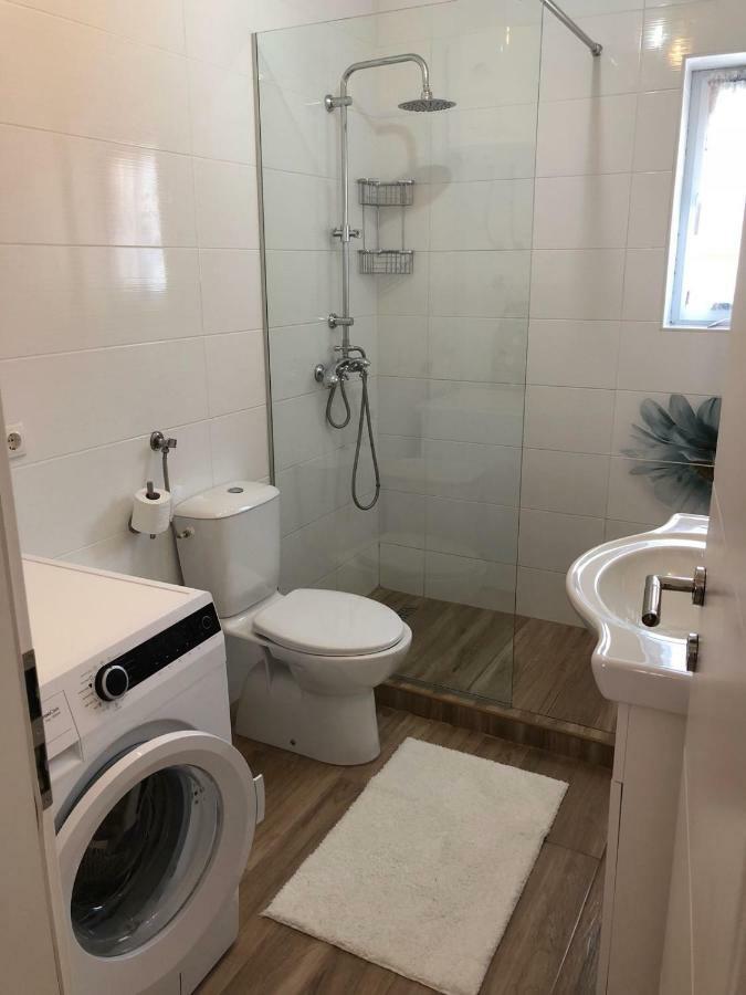 Booking Zadar Villa Franov With Pool, 10 Min From The Old Town Of Zadar Eksteriør billede